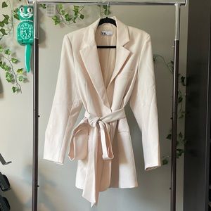 SOLD ON DEPOP BOA Blazer Dress with Belt